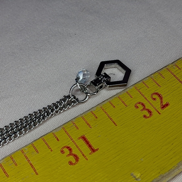 Simply Vera Wang Caged Chunky Rhinestone Pendant Chain Fringe Tassel Necklace - Picture 8 of 9